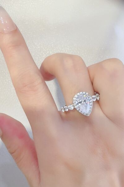Discover Modern Femininity: Outfit Ideas and Fashion Tips for Radiant Summer Chic Style with a Sparkling 2 Carat Moissanite Ring