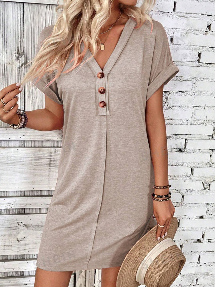 Effortless Modern Femininity: Chic Outfit Ideas with the Quarter Button V-Neck Short Sleeve Dress