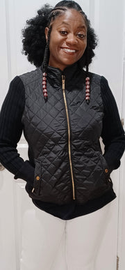 QUILTED JACKET WITH COZY SWEATER SLEEVES